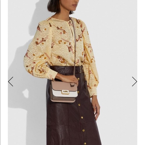 Coach Alie Shoulder Bag 18 In Colorblock brass/taupe multi new - Picture 12 of 12